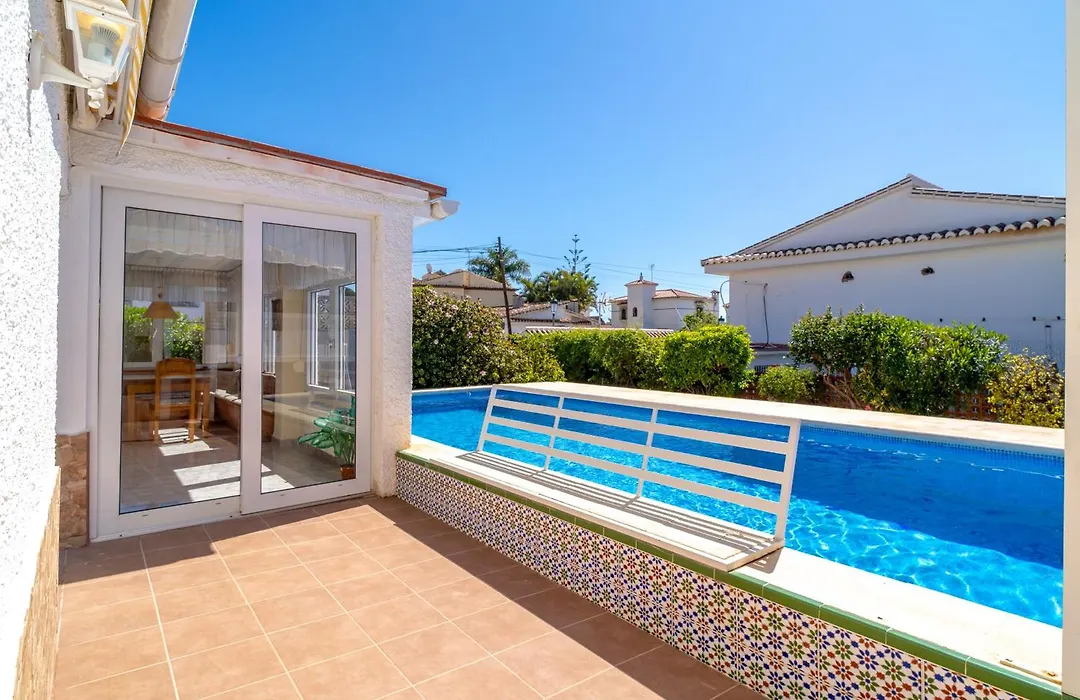 Villa Sevilla Casasol-1